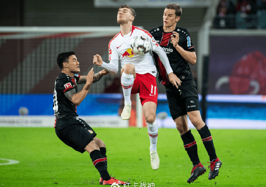 关于鹿岛鹿角战术调整，关键球员或将首发出战的信息